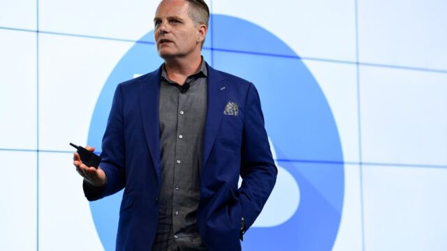 Peter Thiel backs $1bn ocean data centre start-up powered by waves