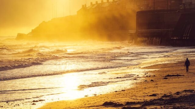 UK’s hottest May day record broken for second day in a row