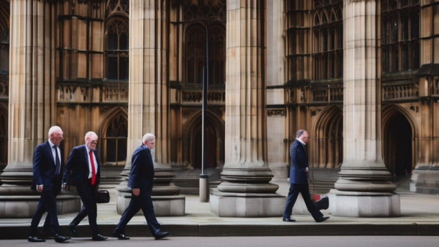 PM under pressure from Labour MPs and ministers to set timetable for exit