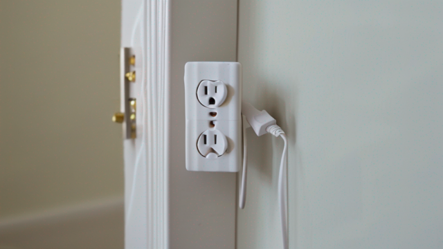 Brits urged to avoid dangerous plug adaptors this summer – what to watch out for